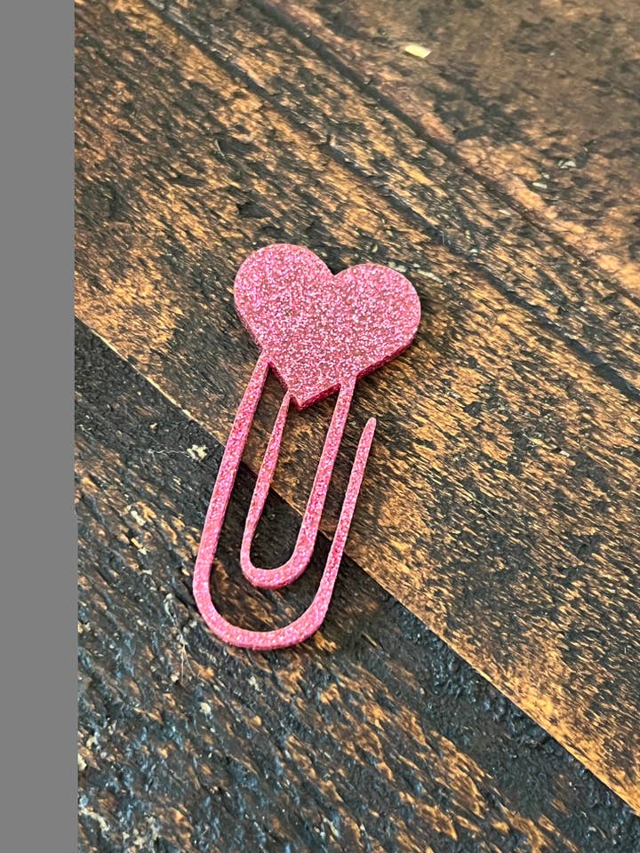 acrylic heart paperclip for wholesale by Suchfungoods