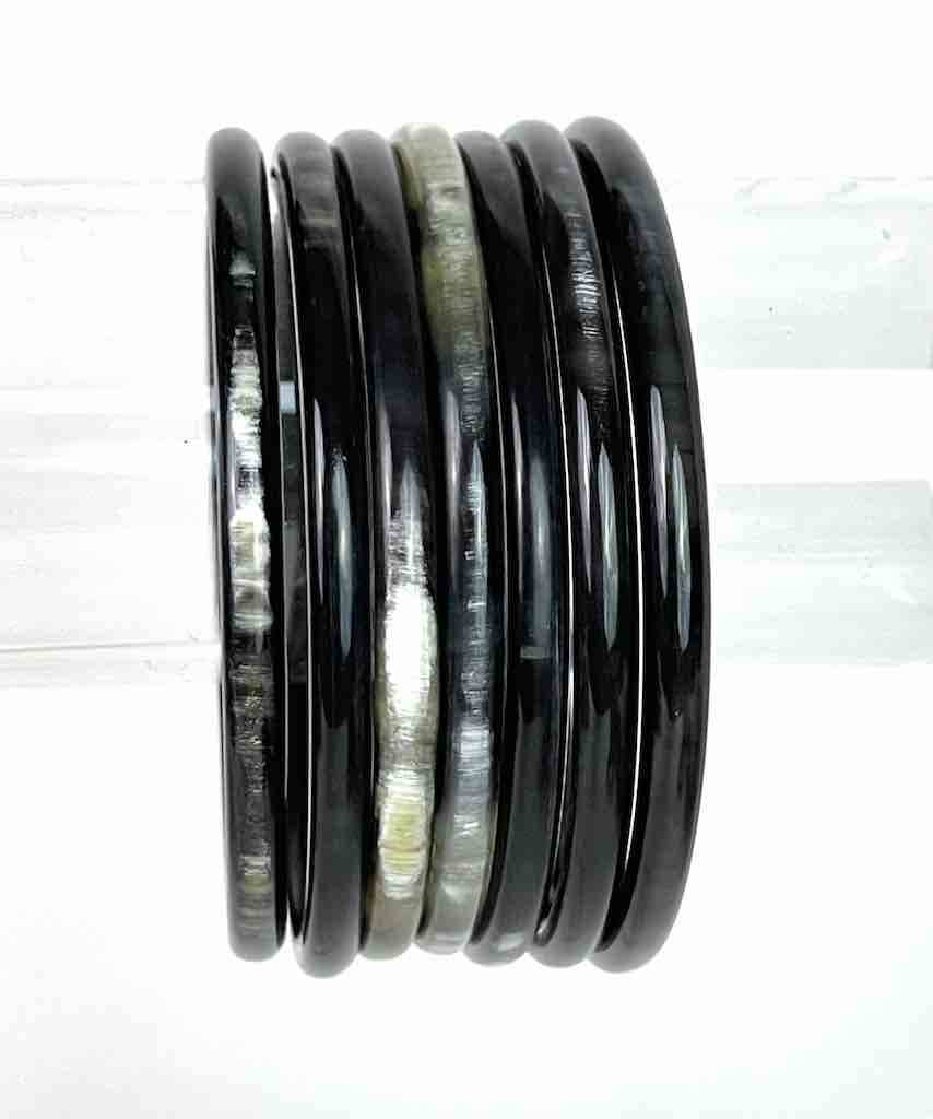 The Niger Bend - Wholesale Bangle Bracelet - Thin African cow horn bangle, 2 shades, 2 shapes5