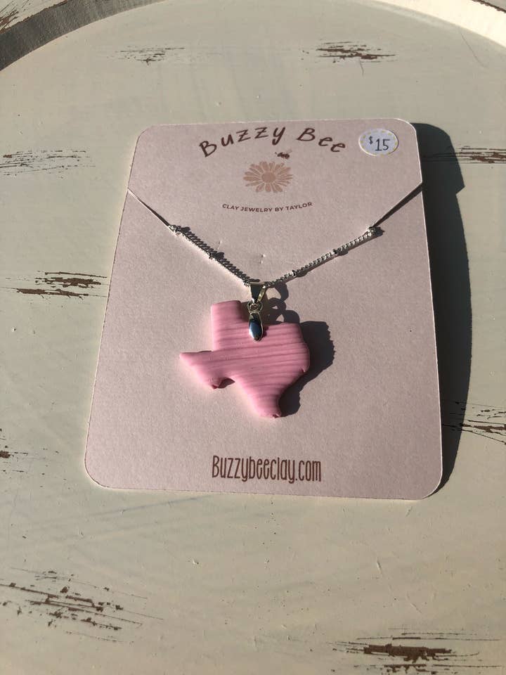 Collier Texas rose pour la vente par Buzzy bee clay