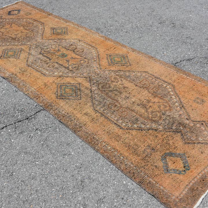 Vintage vloerkleed 3,7 x 10,5 ft, Turkse loper, bruin bloemen wollen vloerkleed voor wholesale door Vintage Rugs Loom