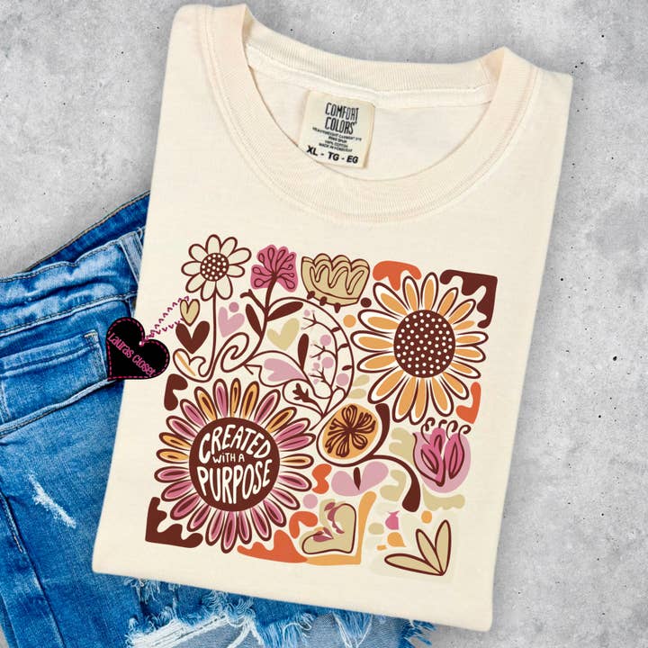 Créé avec un but - T-shirt graphique pour la vente par Lauras Closet