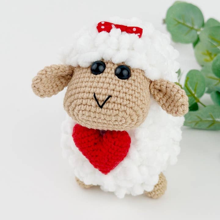 Valentines Sheep for wholesale by THE CROCHET DOLLS LIMITED
