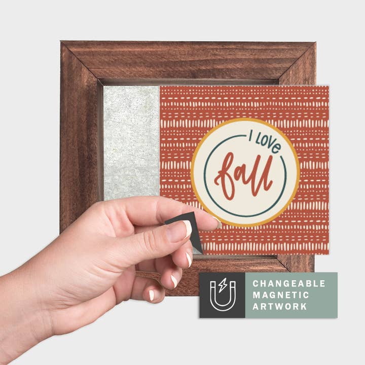 Magnetisk sæsonbestemt dekorindsats til udskifteligt skilt (Mini): Boho I Love Fall | Thanksgiving / Efterår | Magnetisk skiltblank sælges separat for engroshandel hos Simpler Seasons Decor