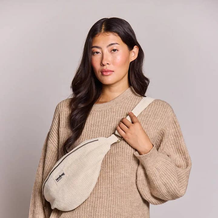 Sasha Velours Beige Fanny Pack and other Purchase Wholesale algodon organico. Free Returns & Net 60 Terms on Faire trending on Faire.