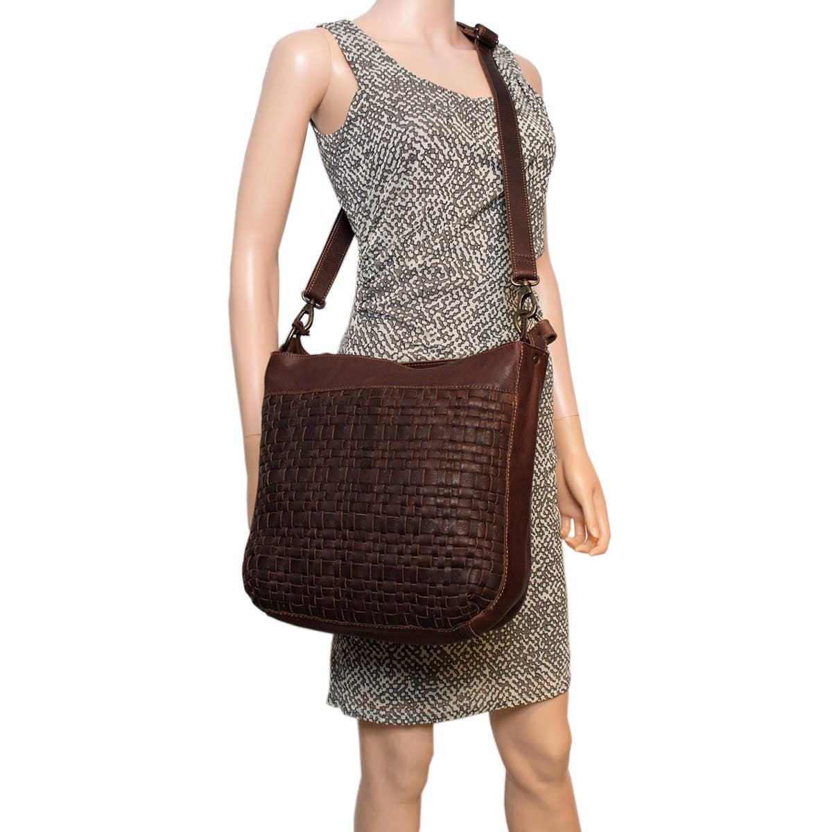 Arrigo - Wholesale Shoulder Bag - Women's - Arrigo Leather Shoulder Bag Made Of Supple Braided Leather10