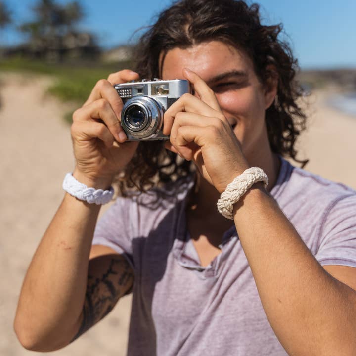 Natalia - Wholesale Jewelry Set - Handmade Sailor Knot Bracelets - White & Natural- SET 29