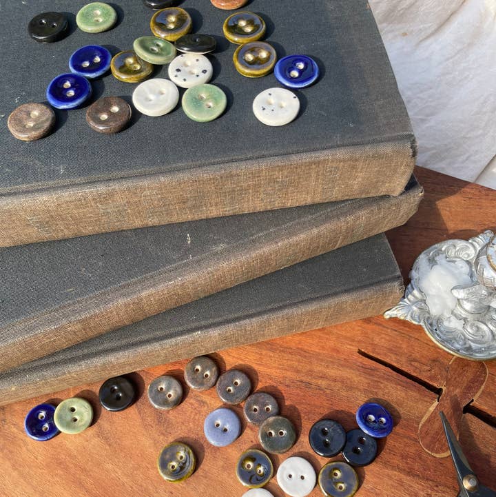 Silver Beast Studio - Wholesale Sewing Button/Snap - 18mm Original Buttons (Set of 5)10