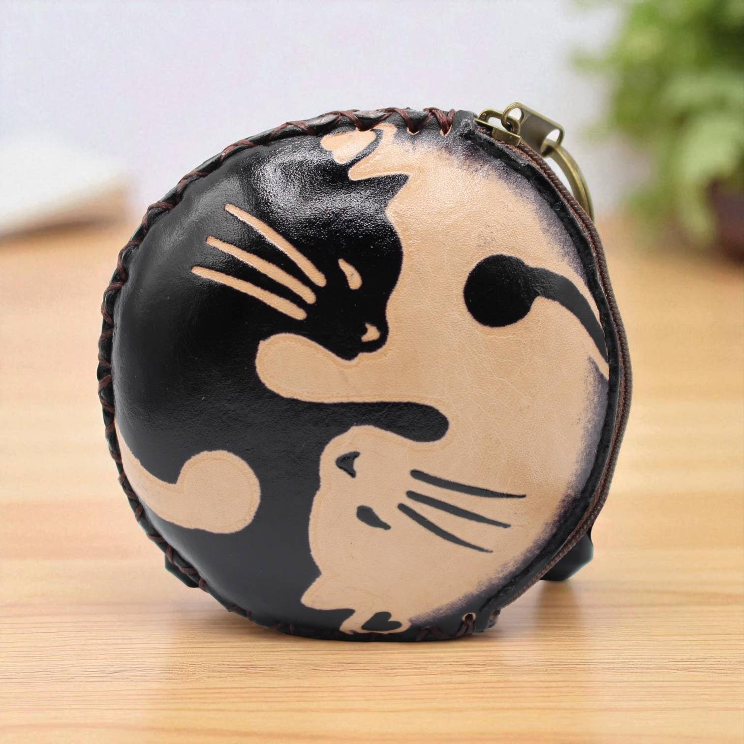 Sunflower Handmade leather inc - Vendita all'ingrosso Portamonete - Donna - Portamonete in pelle fatto a mano YinYang gatto cp35543