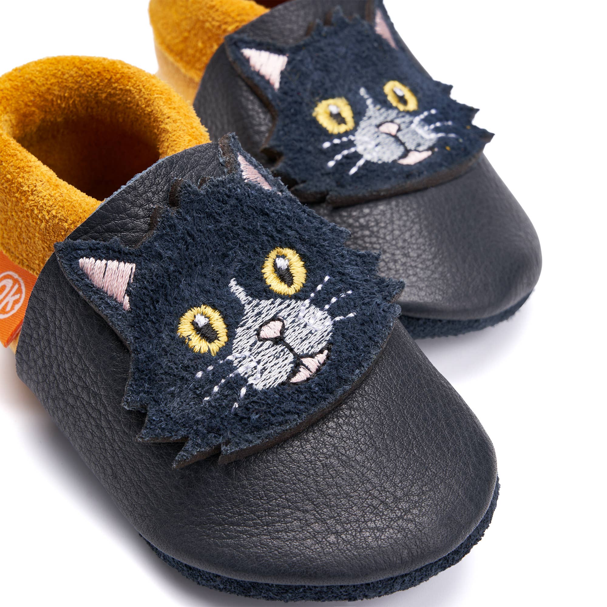 Orangenkinder® – wholesale Slippers – Child – Muck the Cat Children's Slippers3