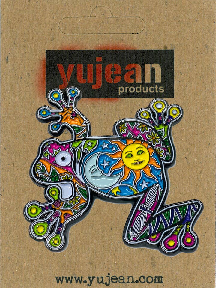 Dan Morris Sun Moon Frog Emalje Pin - E1183 for engroshandel hos Yujean