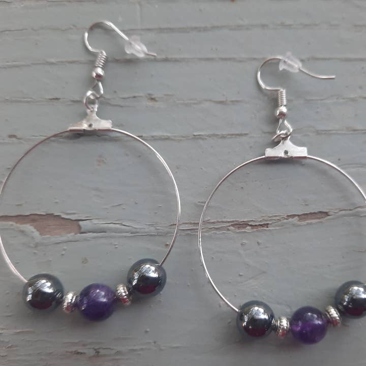 Secret Synergy Stones – Großhandel Ohrhänger – EMF 5G Ohrringe, Amethyst, Schungit, Schwarzer Turmalin, Hämatit