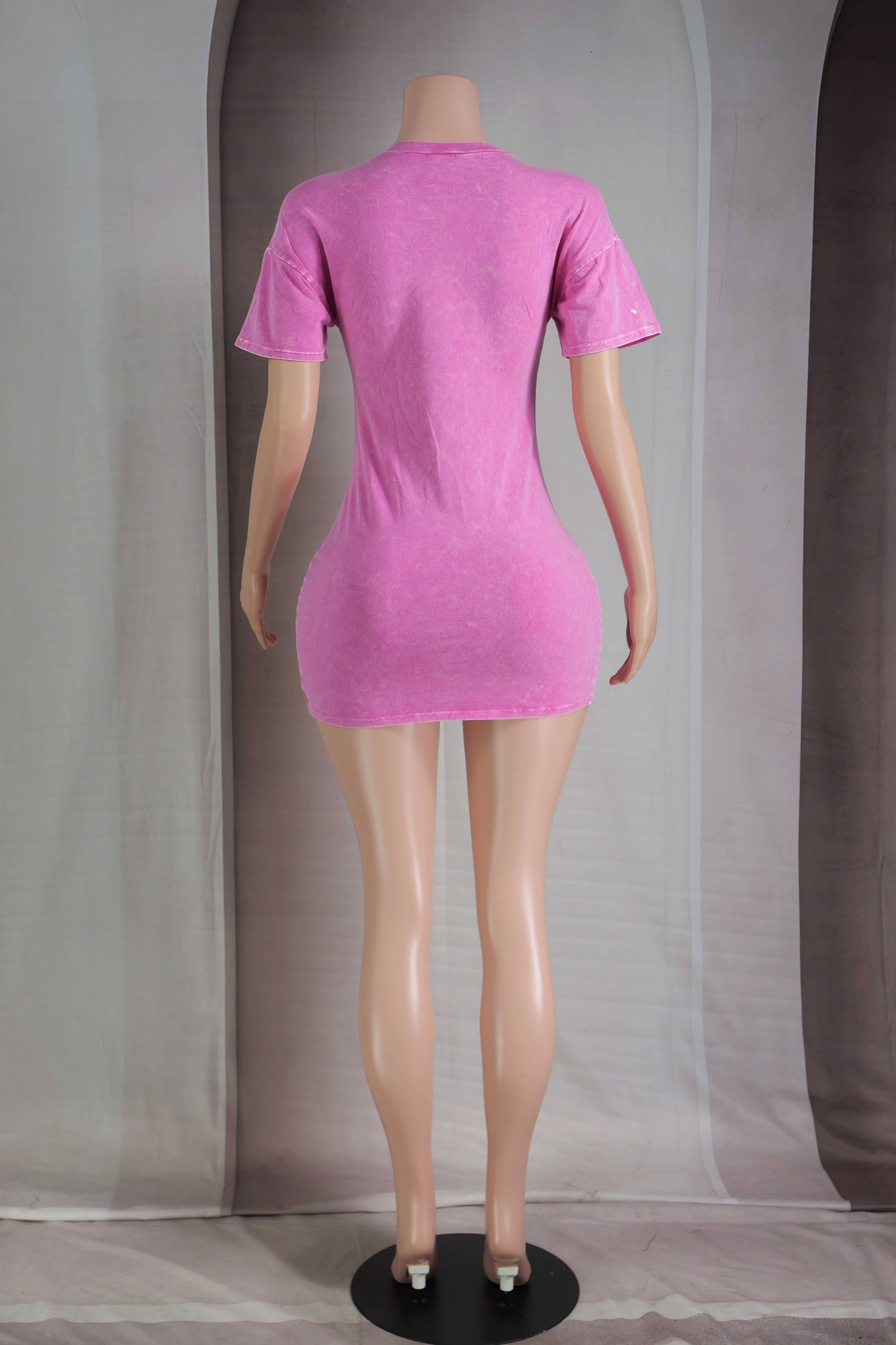 Dalia Studio - Vente Robe – femme - ROBE T-SHIRT À FENTES LATÉRALES AVEC IMPRIMÉ GRAPHIQUE ET LAVAGE MINÉRAL2