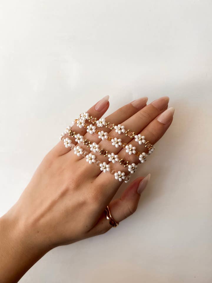 Beaded Flower Bracelet / Daisy Bracelet for wholesale by Wren Ivory & Co