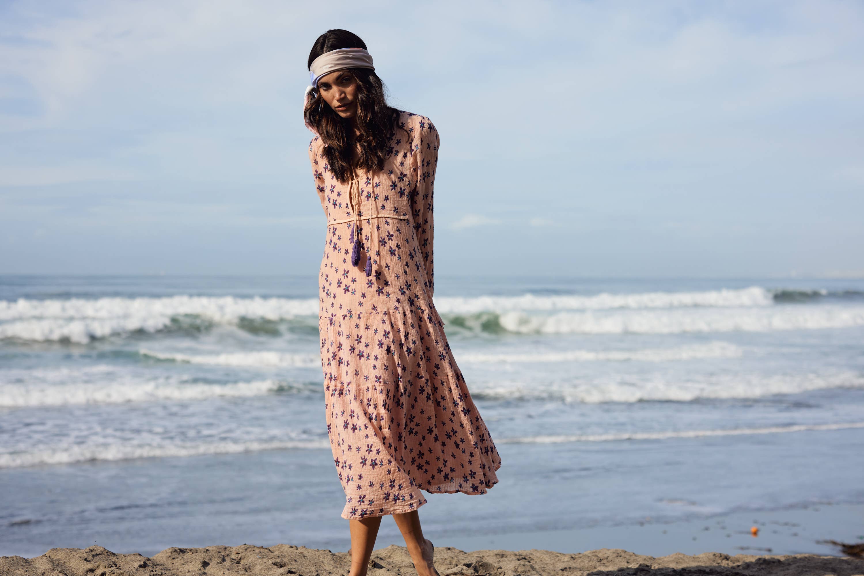 Blue Boheme – Engroshandel Kjole - Dame – Marisa midi-kjole med print i koralfarve2