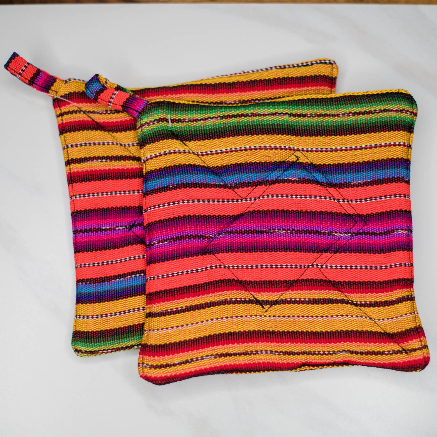 Lucia's Imports – Engroshandel Grydelap – Sæt med 2 matchende firkantede grydelapper5