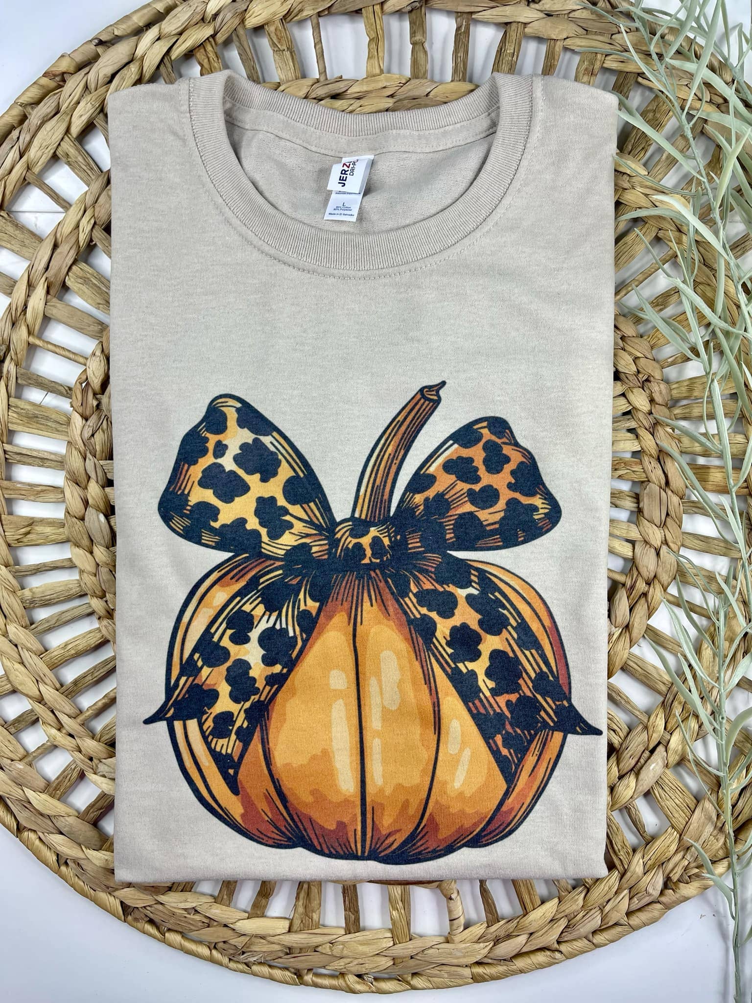 Tan Pumpkin with Bow (Gildan T-Shirt) for wholesale on Faire