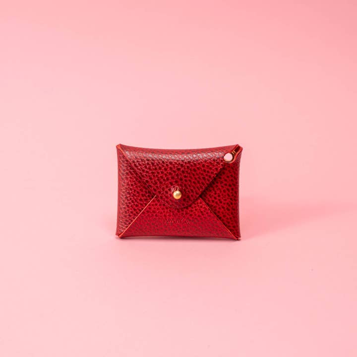 Porte-cartes en cuir Ruby Dollaro pour la vente par Avryn Co.