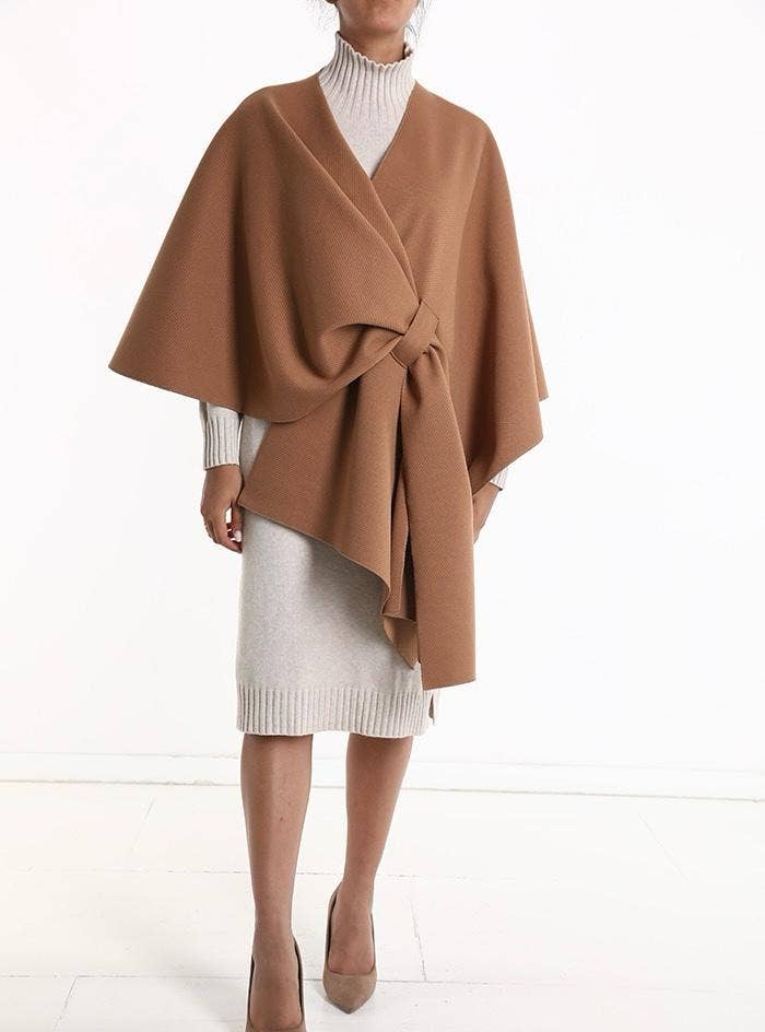 LOOWIE - Wholesale Poncho - Women's - VIPOCA Italian Camel Large Poncho w/ Knot Closure LOOWIE 0