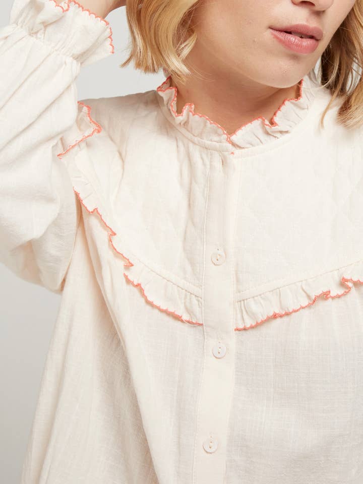 Andy & Lucy - Wholesale Blouse - Women's - FLORIE - Ecru blouse with ruffled colored edges6