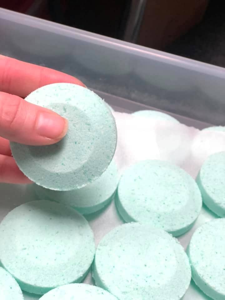 Oily Blends - Wholesale Shower Steamer/Bomb - Essential Oil Shower Steamers - 14 Scents8