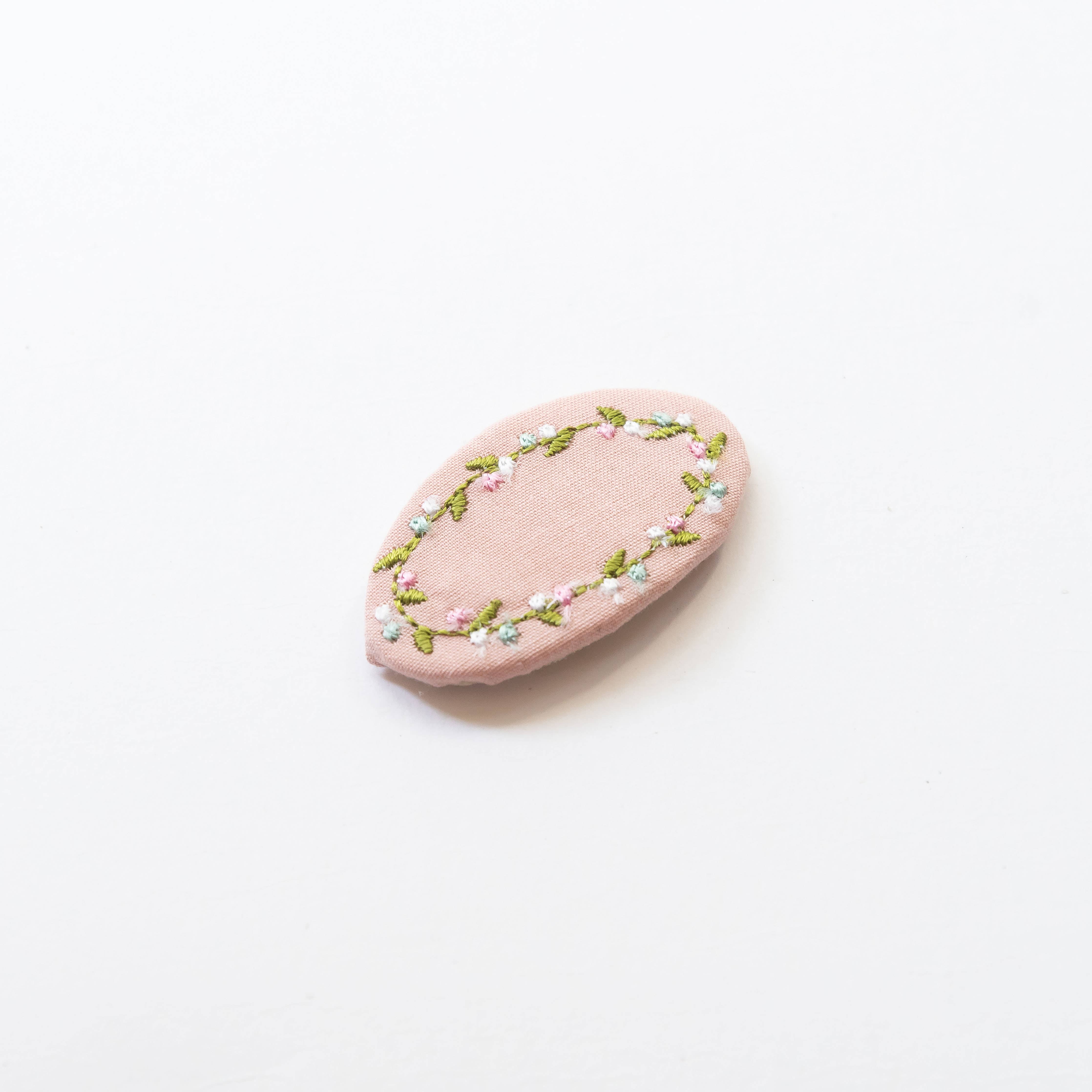 Tangle Shiny Stars - Wholesale Hair Clip - Kids - Oval Embroidered Floral Snap Hair Clips | Light Pink1