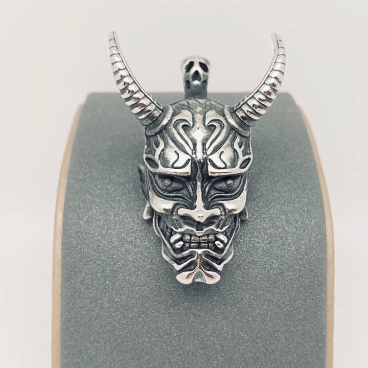Einzelner Anhänger Prajna-Masken-Anhänger aus Edelstahl für Herren mit Totenkopf-Anhänger | Geschenk für den Großhandel auf Faire