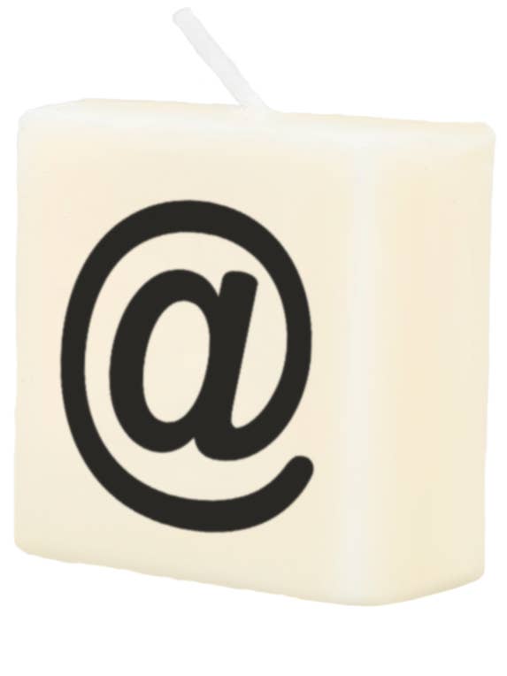 Bougie lettre - @ pour la vente par PD Party