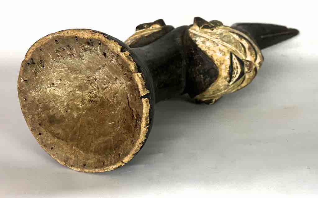 The Niger Bend - Vendita all'ingrosso Scultura - Statua vintage con stemma della danza Igbo Janus Heads | 24" - Nigeria17