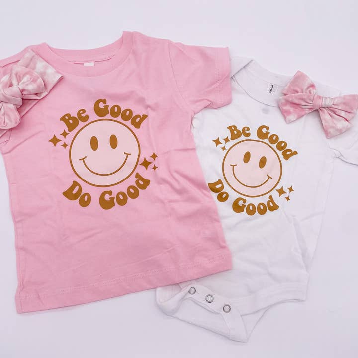 Smiley WHITE Onesie for wholesale by Jensens Jammies