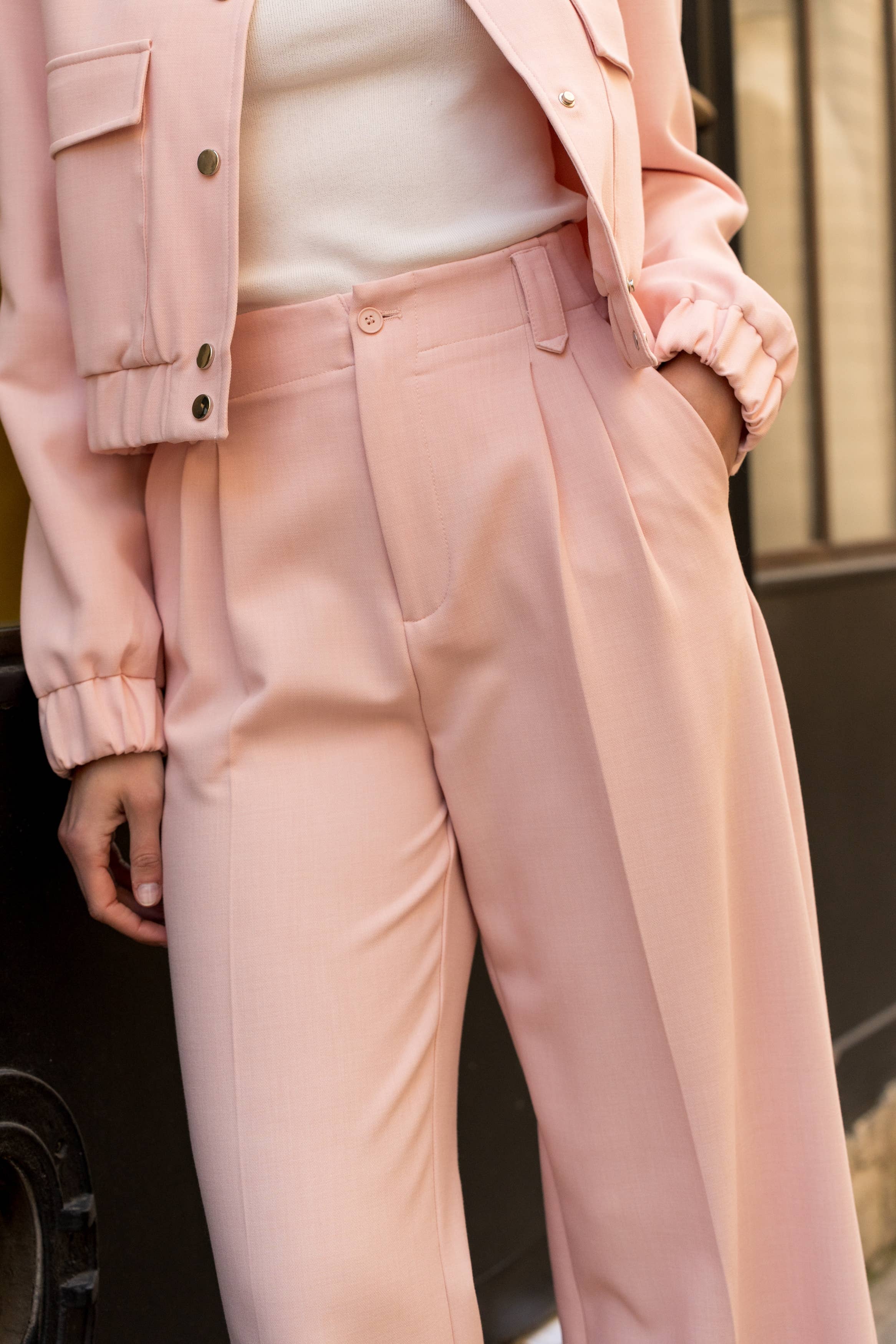 Attentif Paris - Vendita all'ingrosso Pantaloni eleganti - Donna - [Aura] Pantaloni ampi a vita alta con pinces12