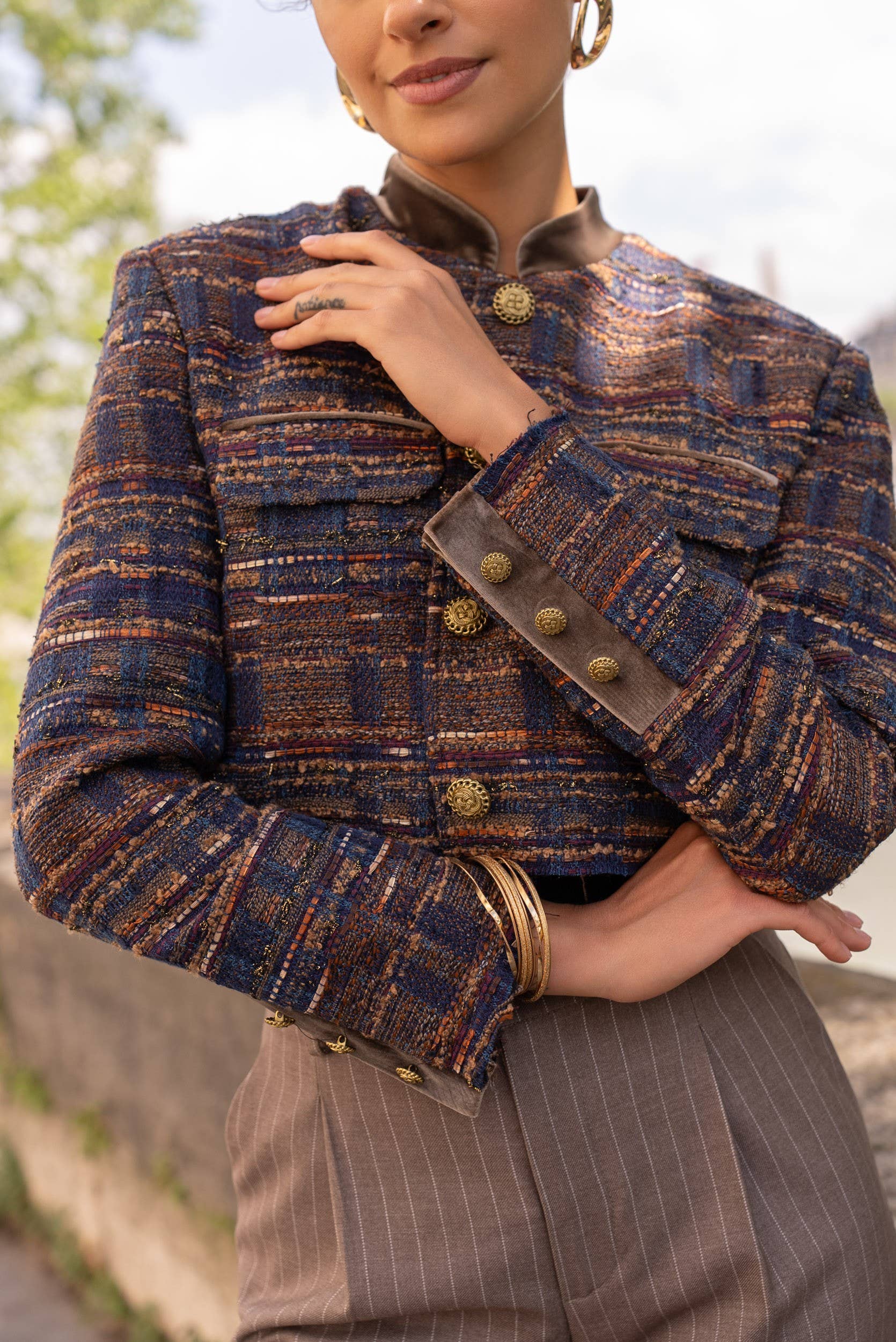 Attentif Paris – wholesale Blazer – Women's – Colourful velvet collar cropped tweed blazer jacket12