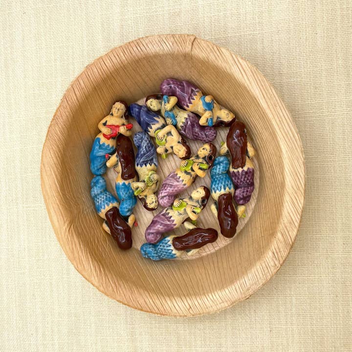 Tesoros Trading Company - Wholesale Decorative Figurine - Sirena Bead Cusco, Peru