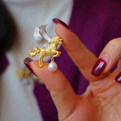 LanLivia – alfinete de lapela por atacado – Broche Unicórnio Anjo Versátil com Pérola Akoya3