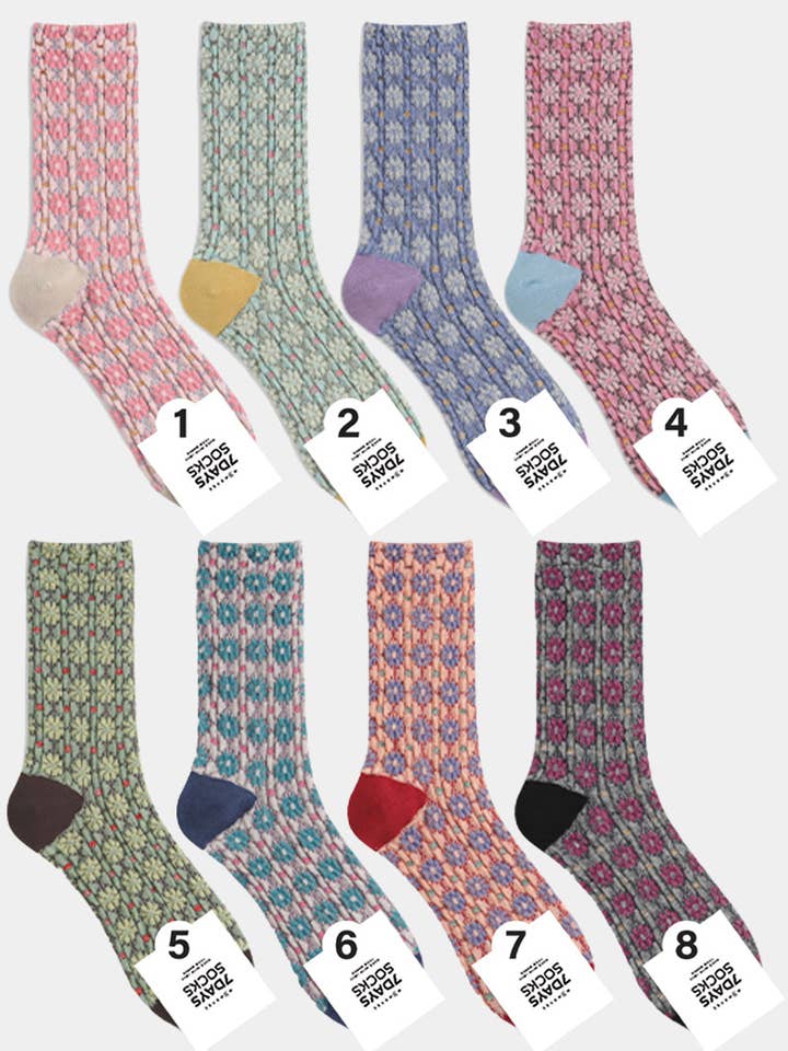 Women's Crew Embo Flower Socks for wholesale by 7DAYSSOCKS