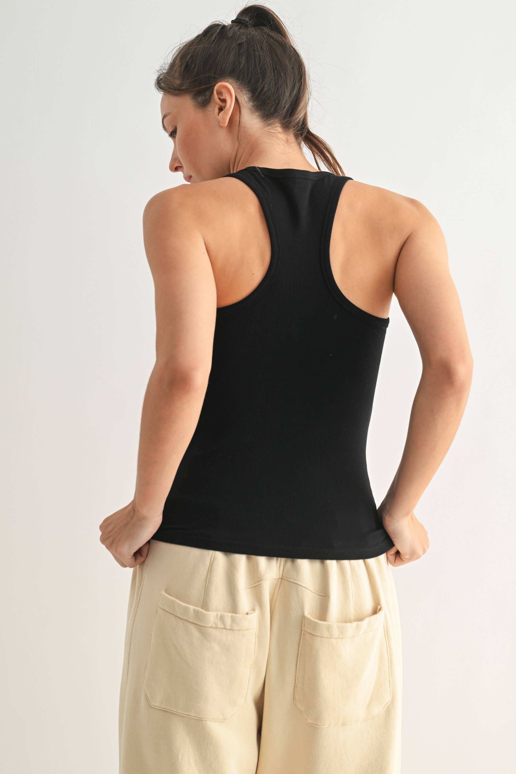 Mono B - Wholesale Tank Top - Women's - Slim Fit Scoop Neck Tank Top3