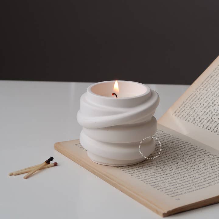 Jeune Home - Wholesale Jar/filled candle - Fawn - scented coconut wax candle | custom candle 4