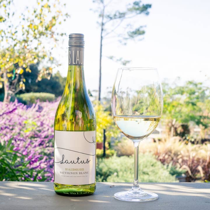 No & Low - Wholesale Non-Alcoholic Wine - Lautus Non-Alcoholic Sauvignon Blanc 25.4oz (750mL)2