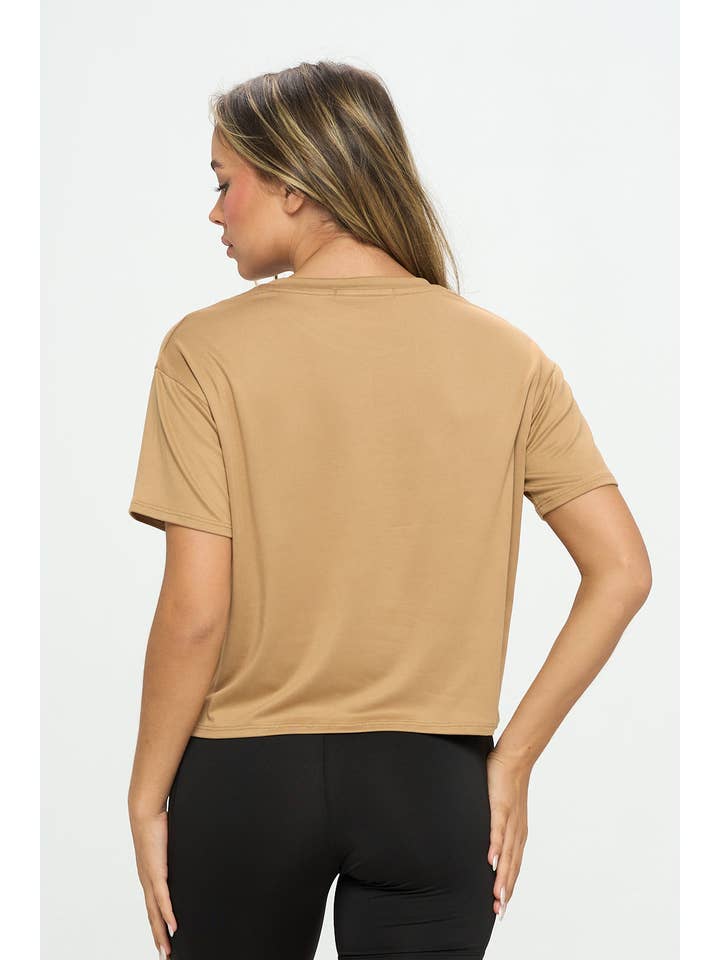 Knit Riot – Engroshandel T-shirt – til kvinder – Kortærmet Boxy Cropped Tee1