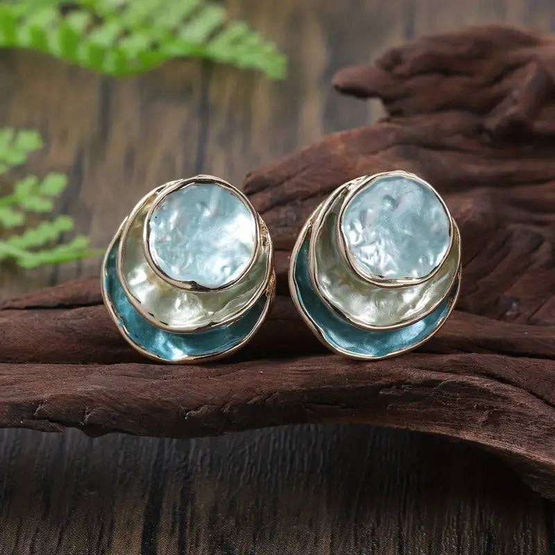 Huis Van Merken – wholesale Dangle earrings – Bohemian Layered Ombre Blue Earrings – Elegant Drop & Stud Jewelry for Women & Parties2
