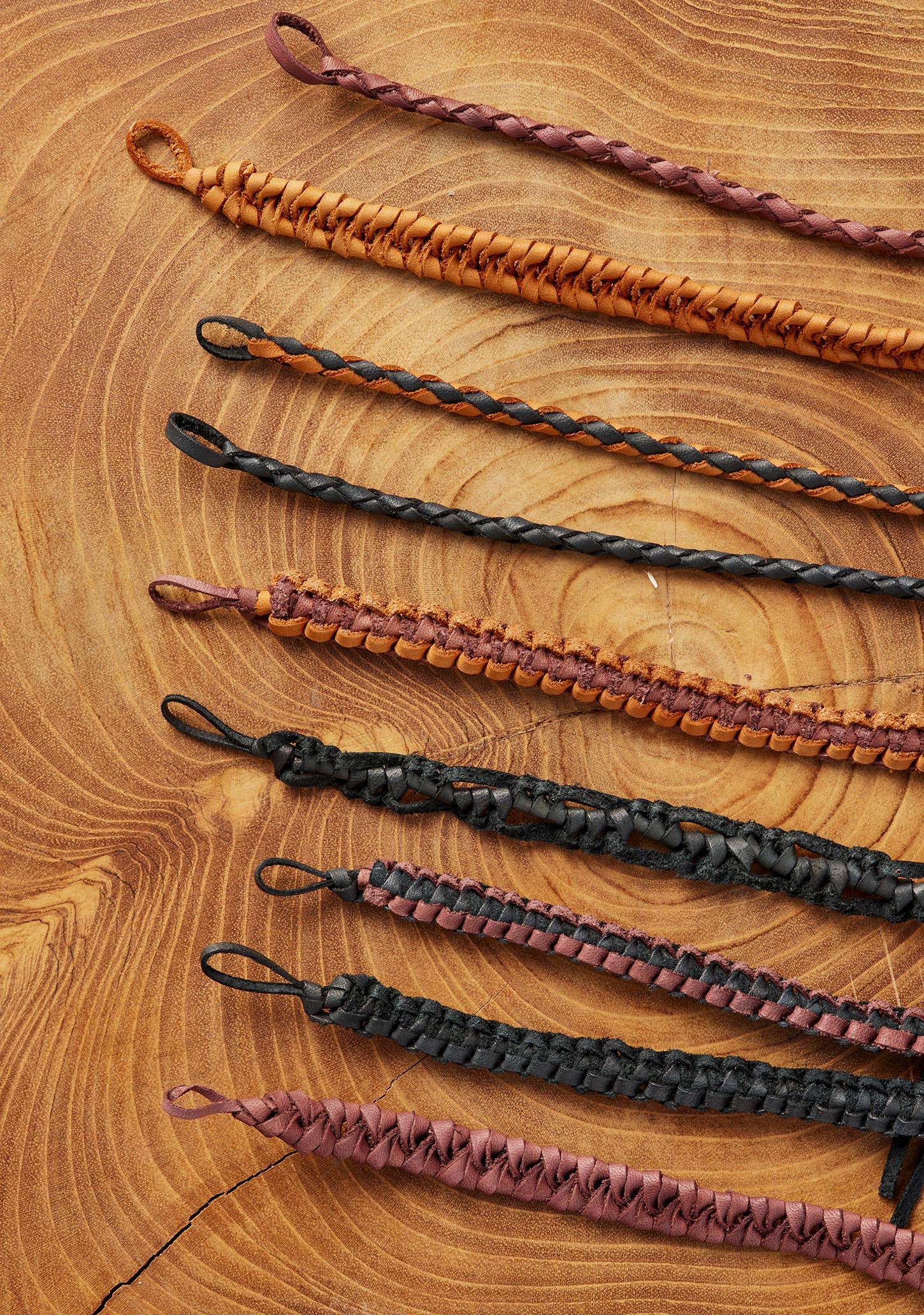 Namaste – wholesale Vävt/flätat armband – Vävd läderarmbandsvänskap, rullvisning1