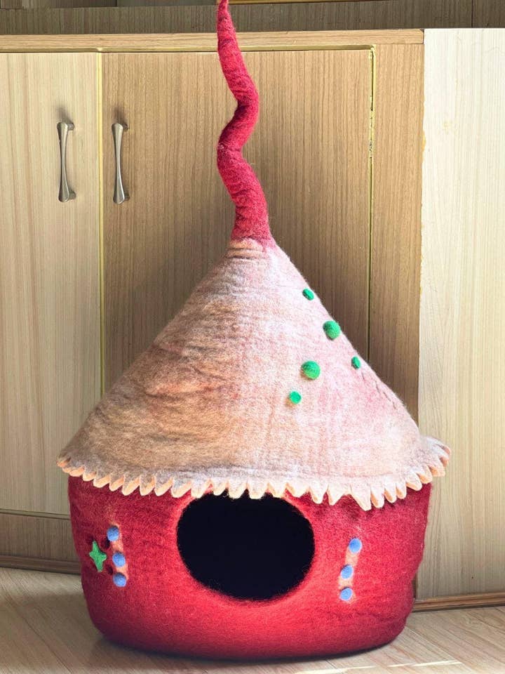 Letto a Grotta per Gatti in Lana Naturale Fatto a Mano per Comfort e Sicurezza per la vendita all'ingrosso da parte di Woollyfelt