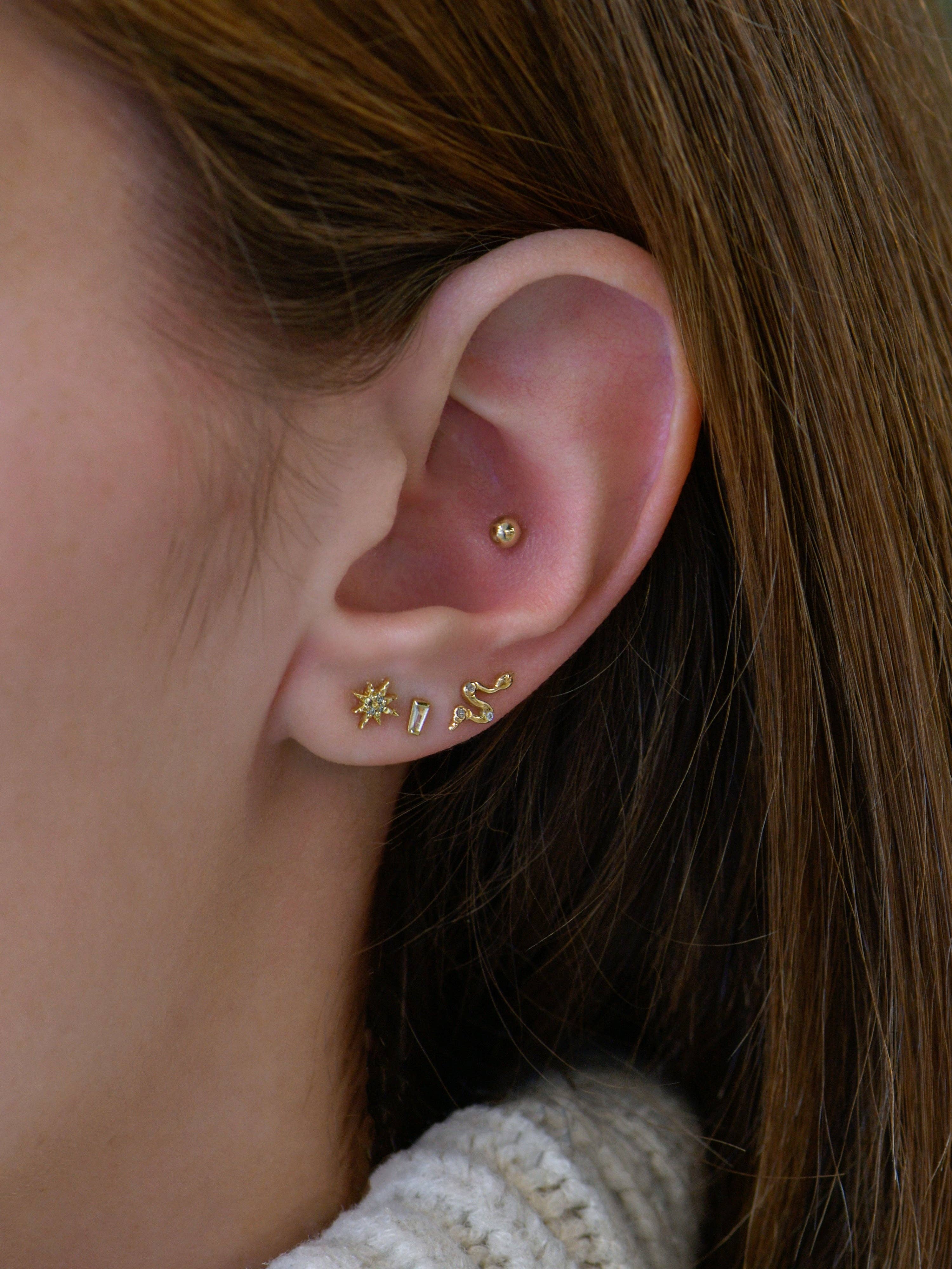 ANZIE – Engroshandel Ørestikkere – Anzie x Mel Soldera Slange Enkel Ørering1