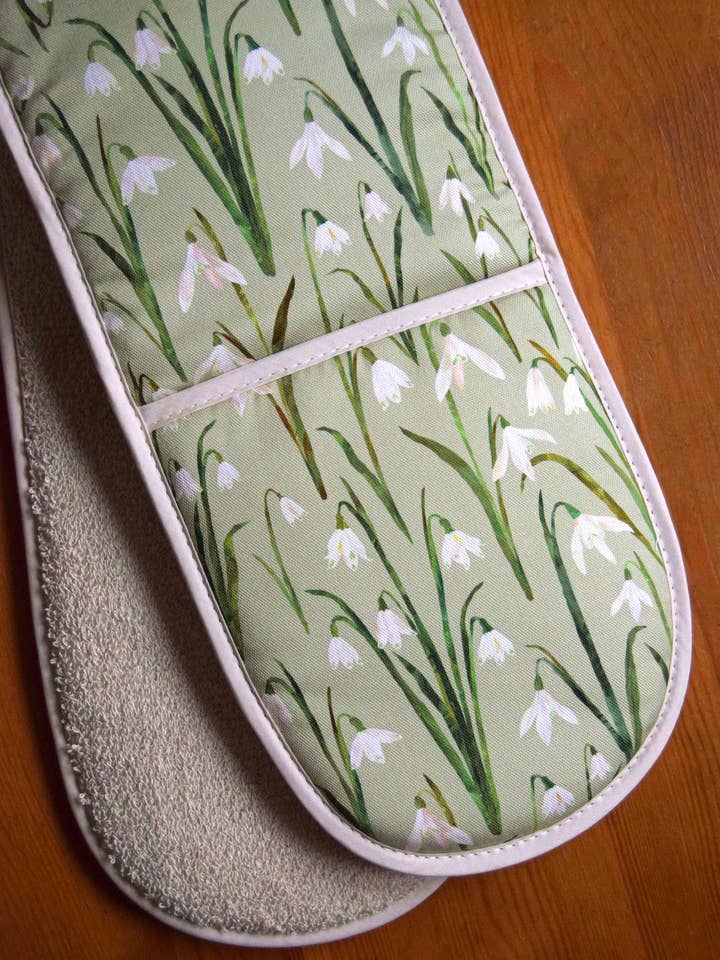 Snowdrops Oven Gloves / Cotton Oven Mitts / Pot Holder for wholesale by Freya Snow
