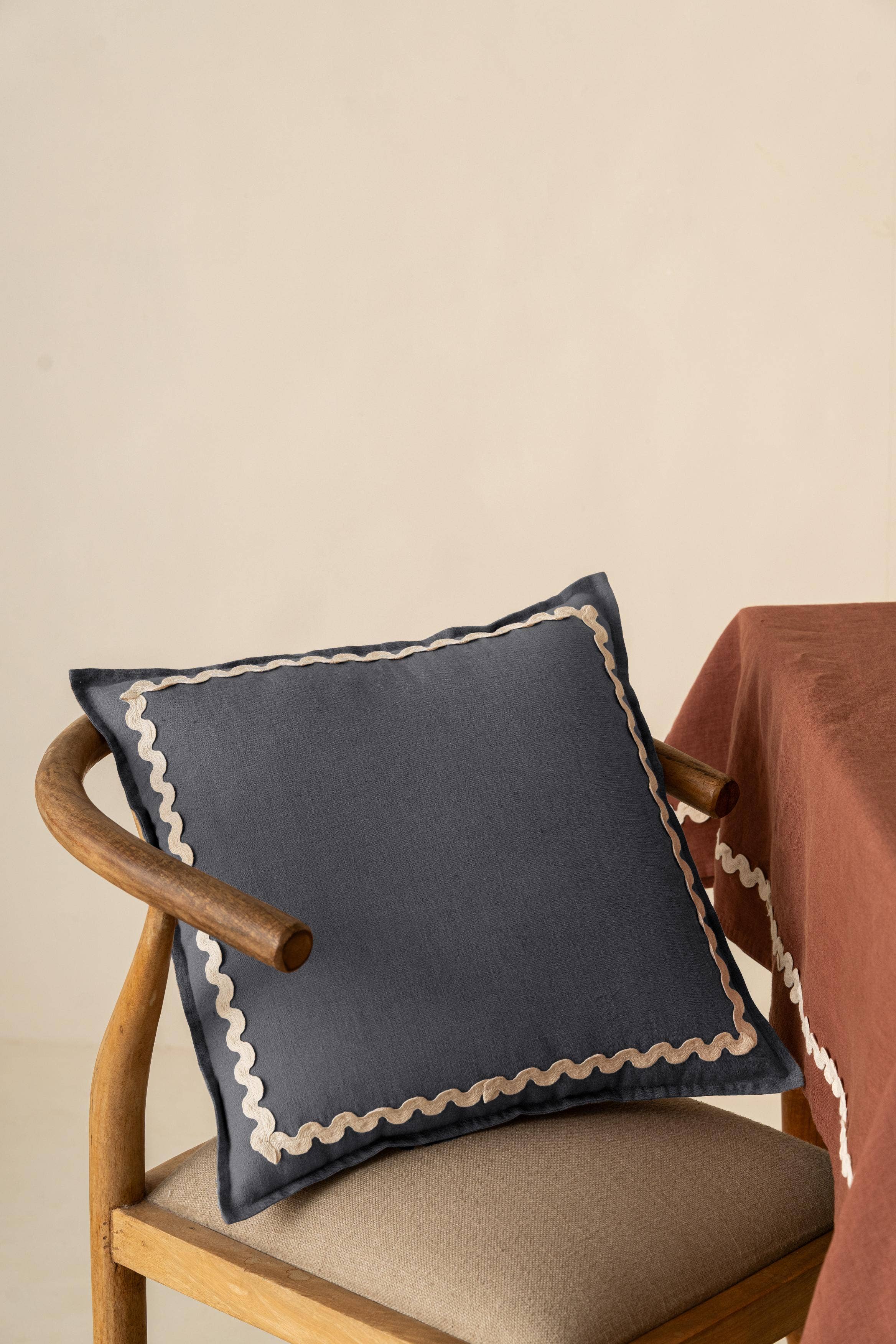 Live Linen - Wholesale Throw Pillow Cover - Decorative Lacework Linen Pillow Cover – Romantic, Handmade4