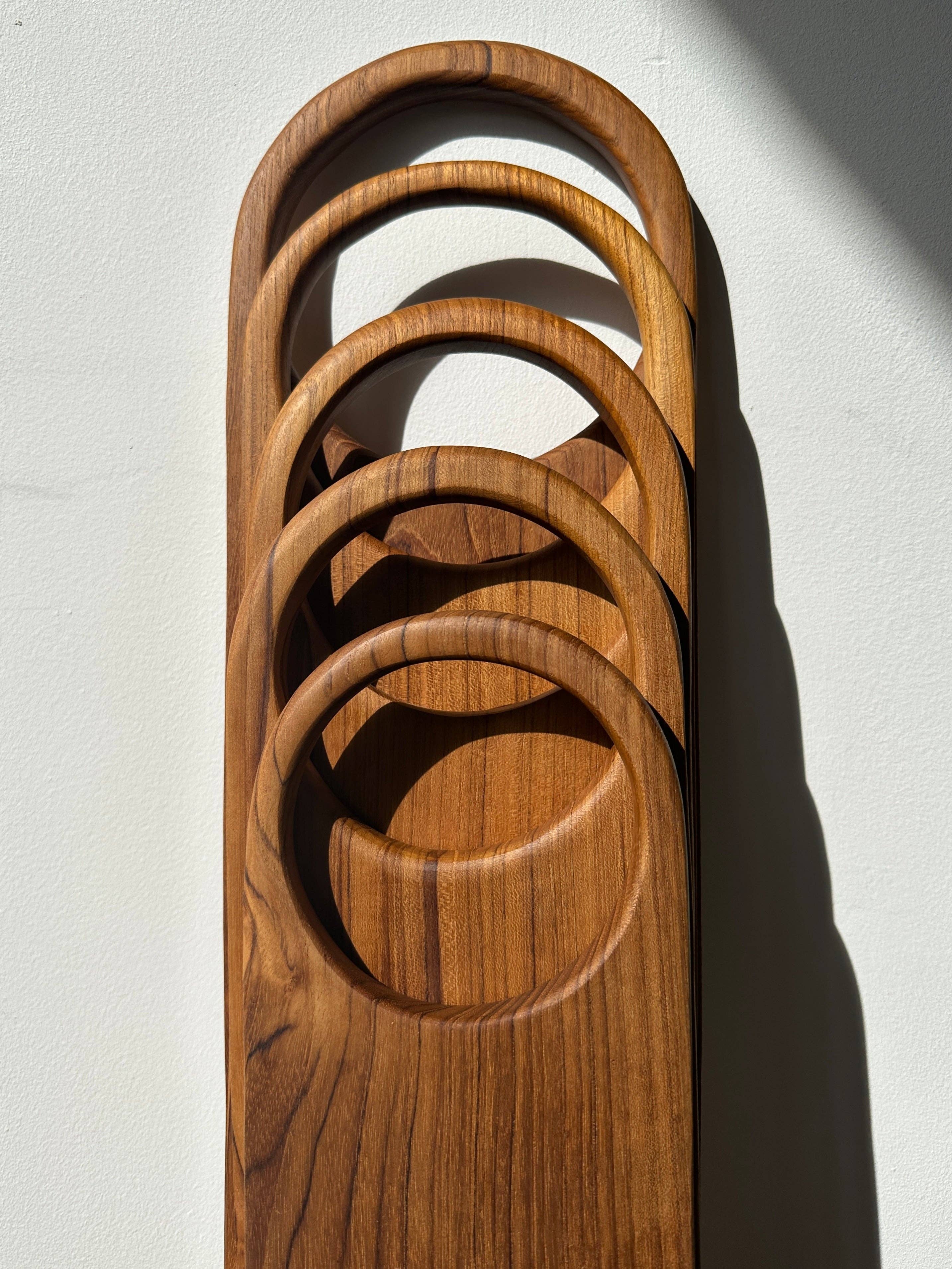 Office Objets - Wholesale Cutting Board - Monoxyle teak cutting or presentation board with handle (T3)2