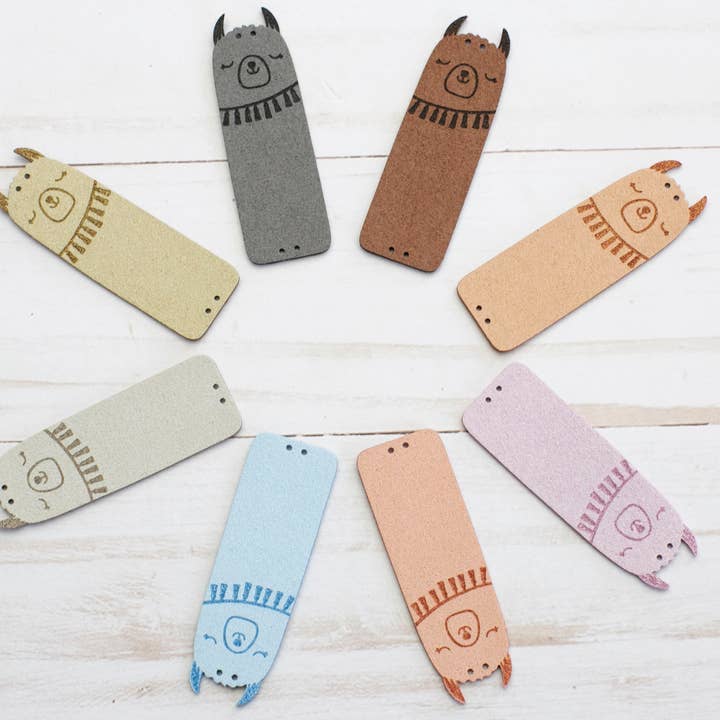 Fox & Pine Stitches – Großhandel Stricknadeln – Lama | Faltetiketten aus Kunstleder
