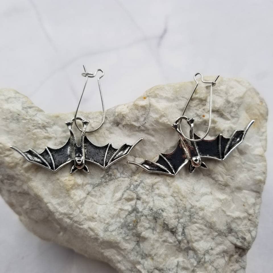 The Pretty Jewellery - Wholesale Dangle Earrings - Halloween Hanging Bat Hoops Earrings1