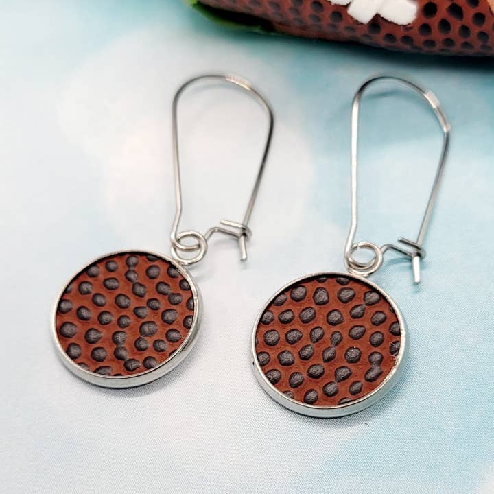 Pendientes de fútbol, pendientes de fútbol, pendientes de alambre para orejas de riñón para venta al por mayor de Home Run Accessories