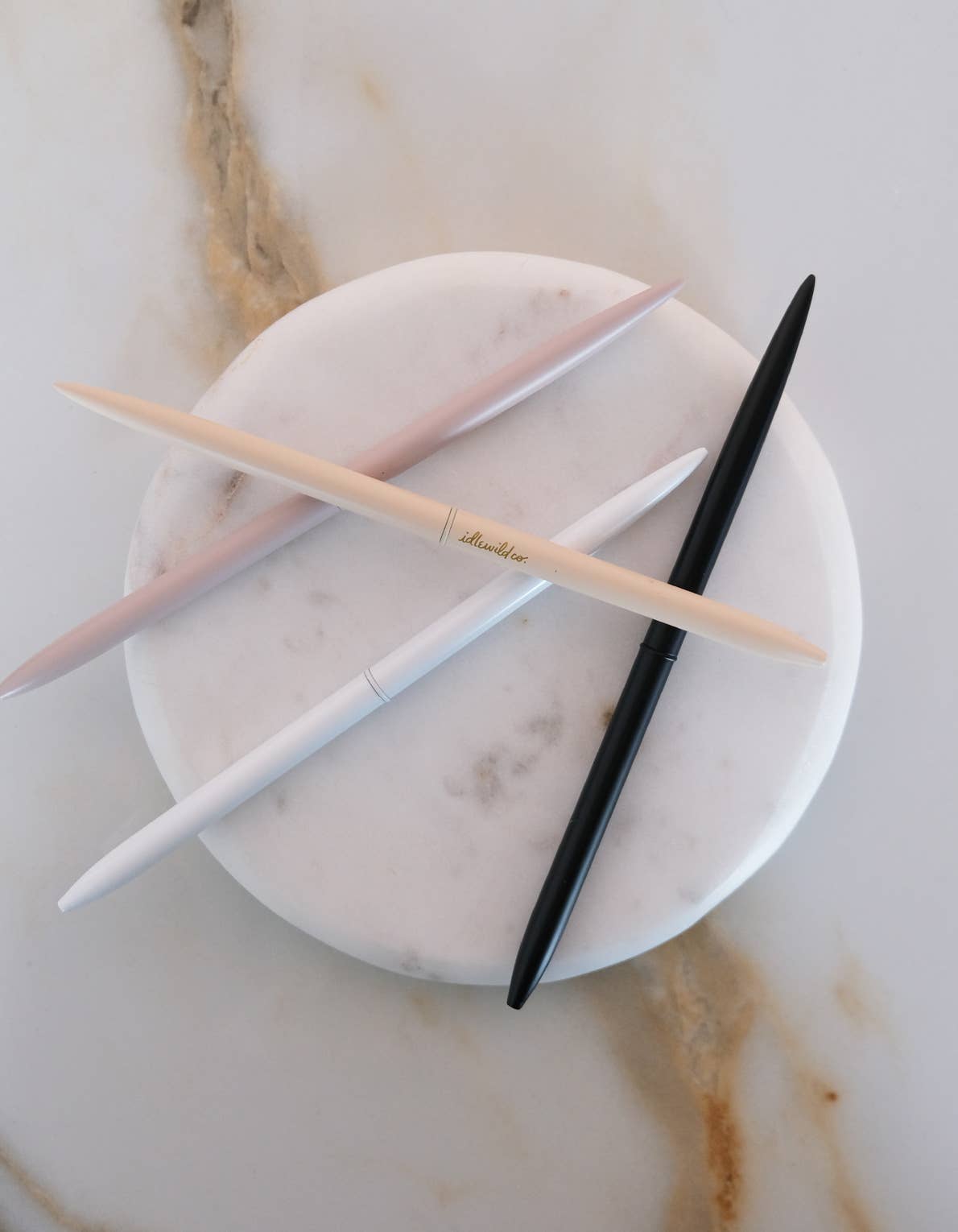 Idlewild Co. - Vendita all'ingrosso Penne - Set da quattro penne sottili | Toni neutri opachi2