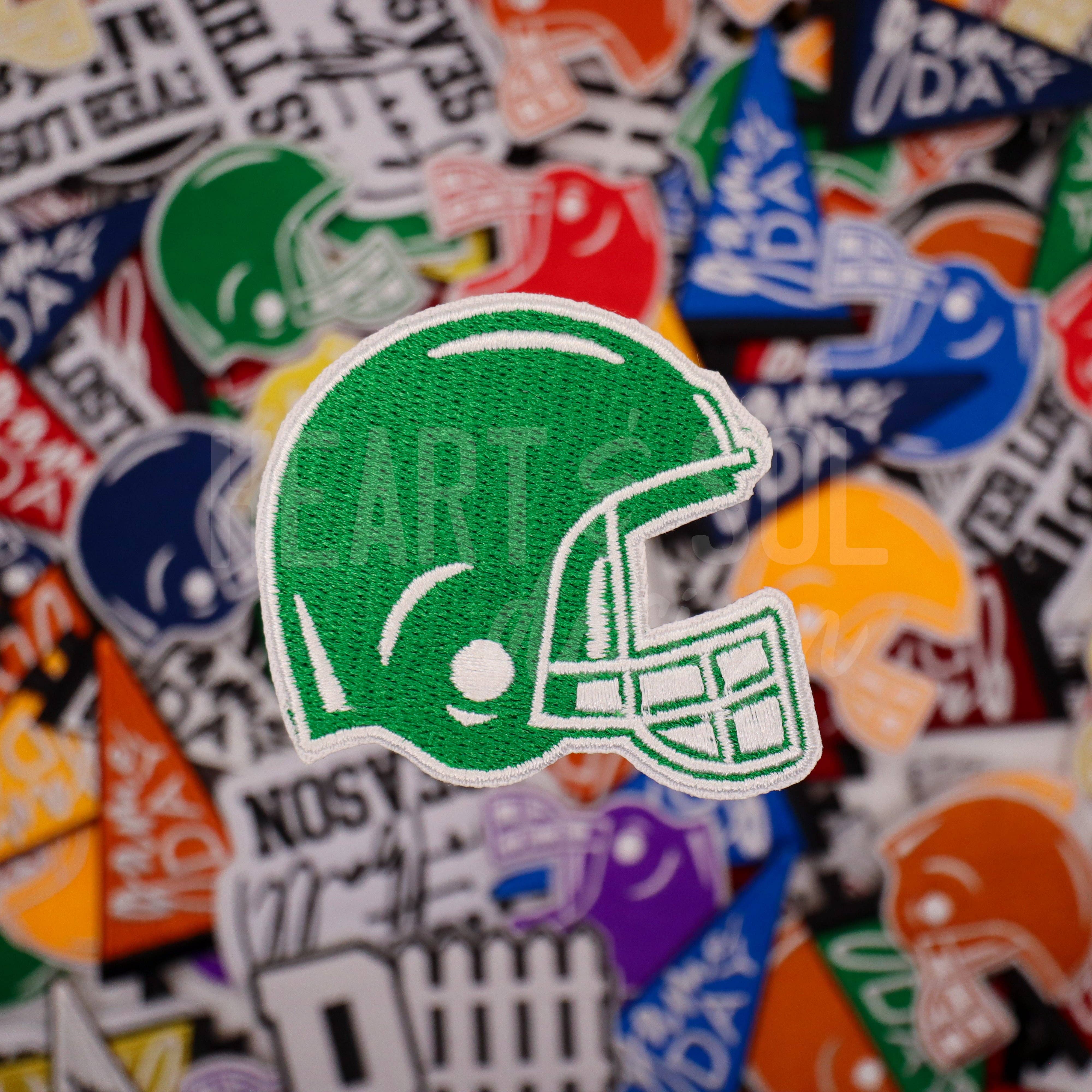 Heart & Sol Design – Großhandel Aufnäher – Aufnäher mit FUSSBALLHELM2